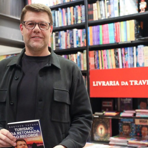 Da infância em Piraí aos recordes no turismo, Tutuca lança seu primeiro livro em VR